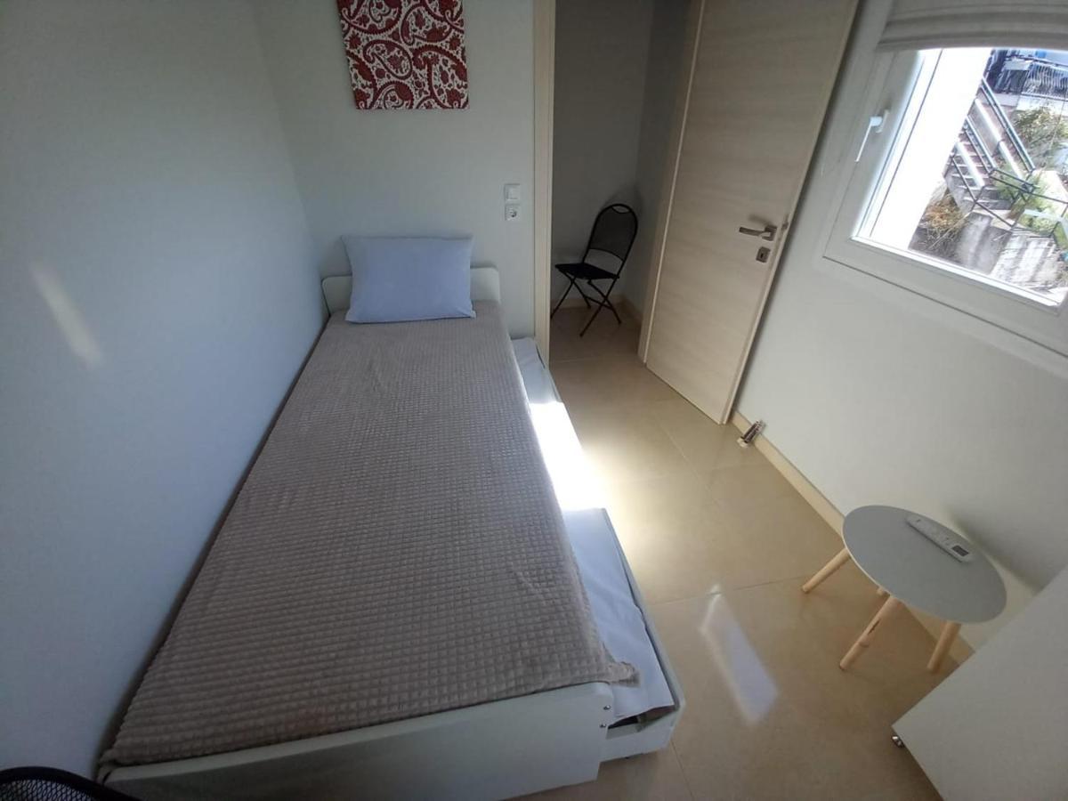 Ferienwohnung Elenis House Néa Péramos Exterior foto